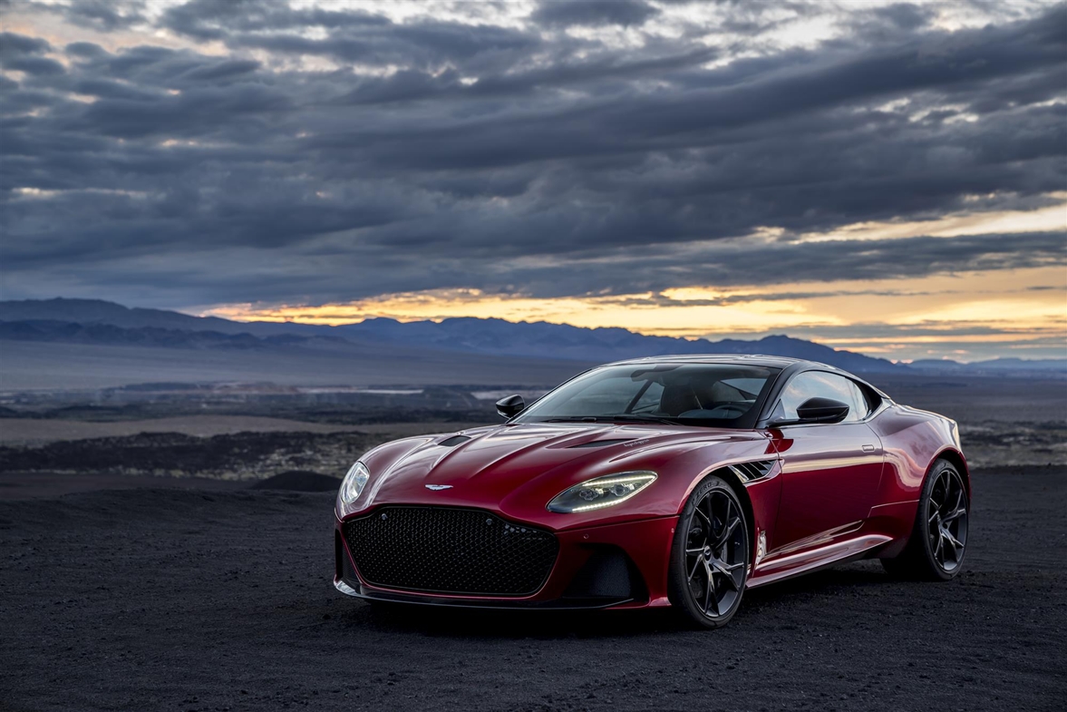 DBS Superleggera الجديدة ... سيارة جايمس بوند الجديدة